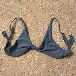 Blush blue boutinela swim top. Size large.